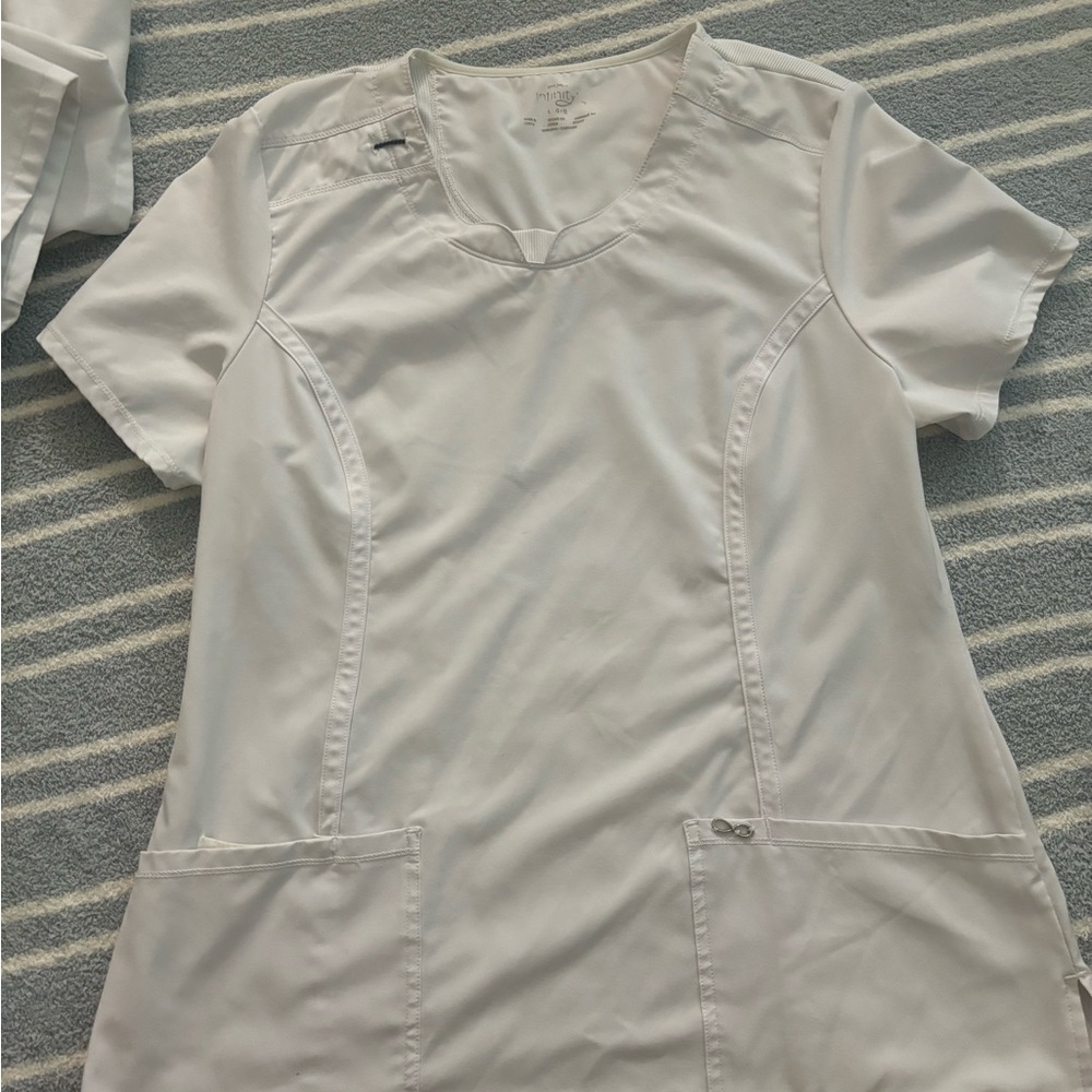 Cherokee Infinity White Scrub top